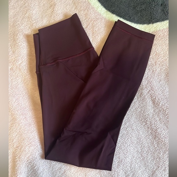 Lululemon Cropped Leggings - Picture 1 of 2